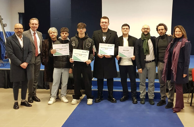 Premio Ernesto Cesaro, assegnate le borse di studio offerte da Ordine, Aita e Rotary. Annunziata: un trampolino per giovani di talento.